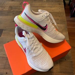 Nike React Infinity Run Flyknit Size 8